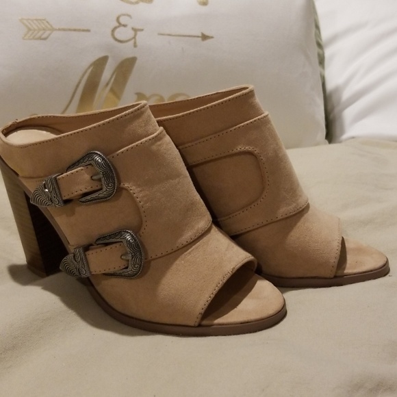 Forever 21 open toe heel - Picture 2 of 6